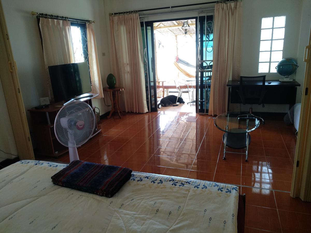 Right On The Beach House Villa Taling Ngam Beach Dış mekan fotoğraf