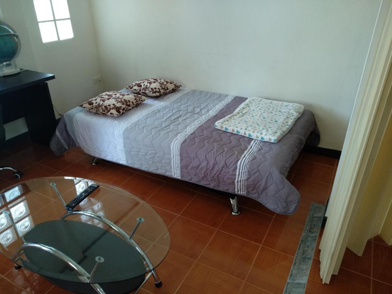 Right On The Beach House Villa Taling Ngam Beach Dış mekan fotoğraf